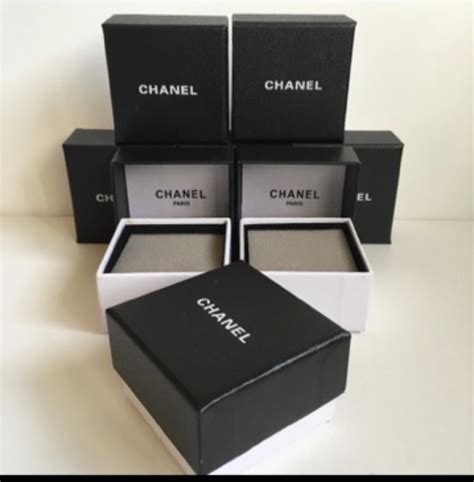 boite deco chanel|Vintage Chanel Jewelry Boxes .